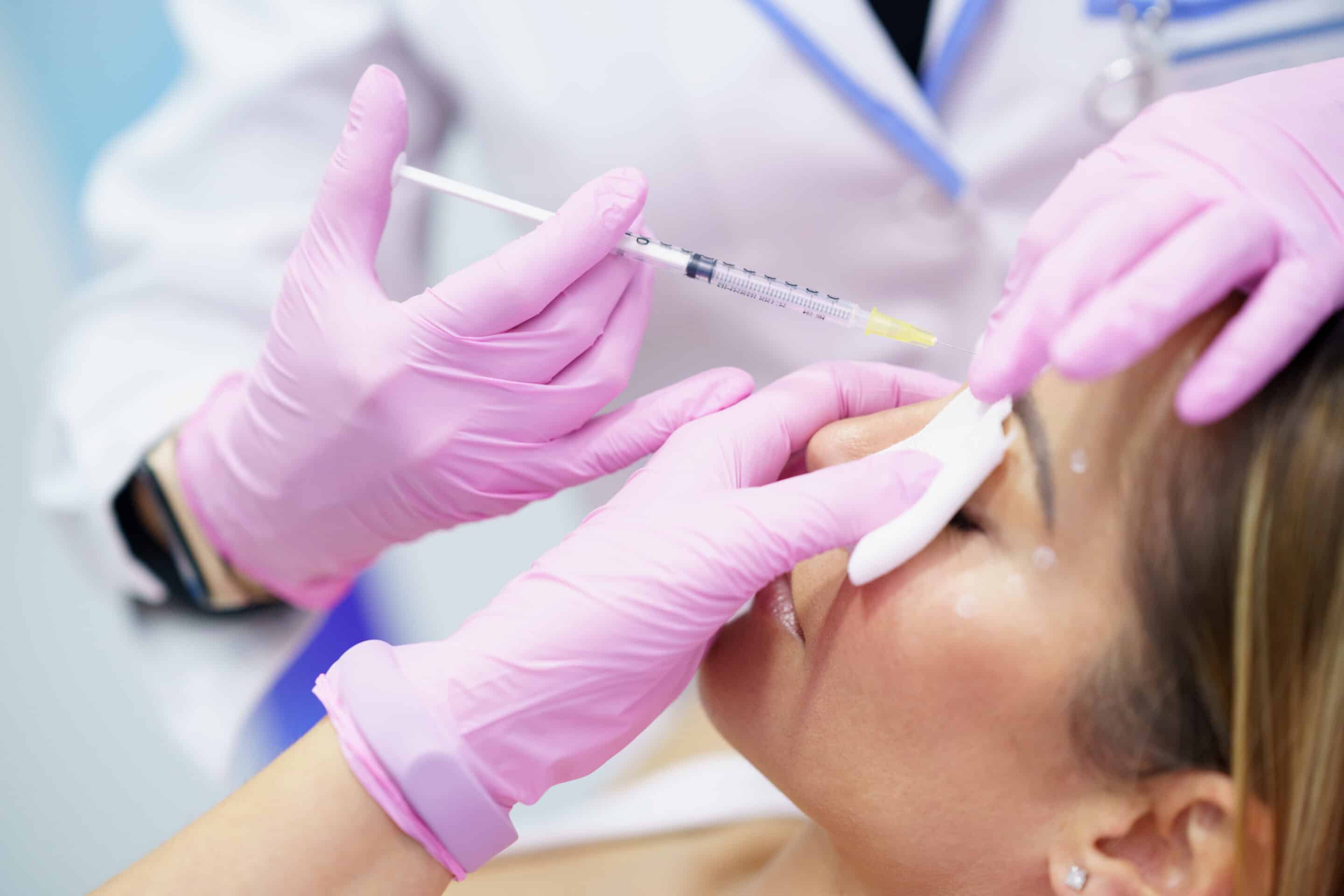 Does Botox Treatment Hurt? 44 Botox Injection